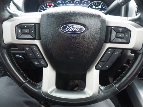 Used 2021 Ford F250 Platinum image 28