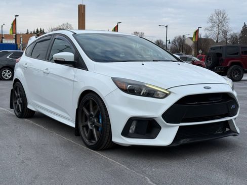 Used 2017 Ford Focus RS image 10