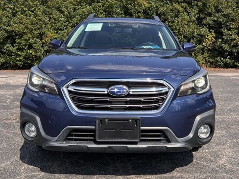 Used 2019 Subaru Outback 2.5i Limited image 11