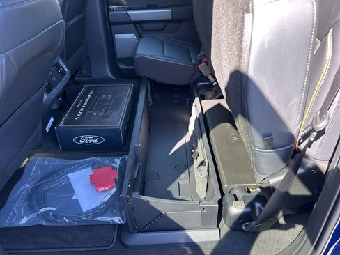 New 2026 Ford F250 Lariat w/ Black Appearance Package image 37