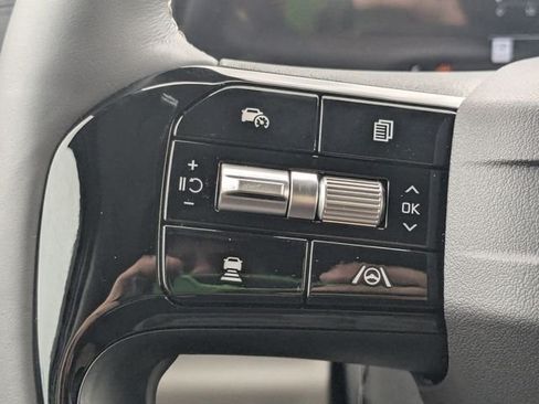 New 2027 Kia Carnival EX FWD image 27