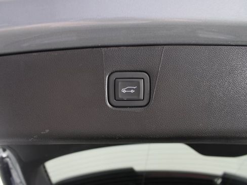 Used 2024 Chevrolet Blazer LT w/ Convenience Package image 19