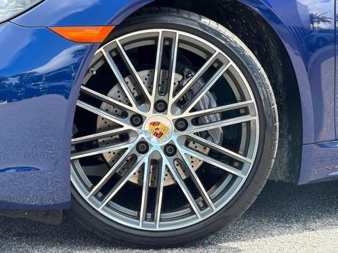 Certified 2024 Porsche 718 Cayman RWD image 6