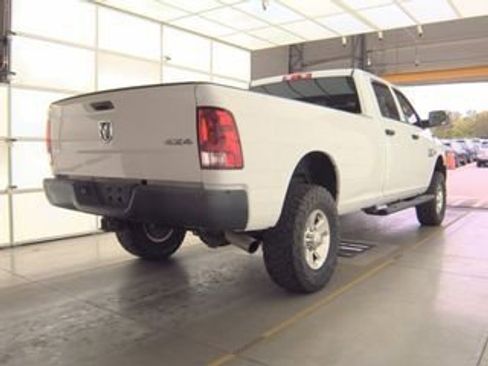 Used 2018 RAM 2500 Tradesman AWD/4WD image 4