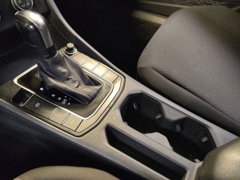 Used 2019 Volkswagen Jetta S FWD image 26