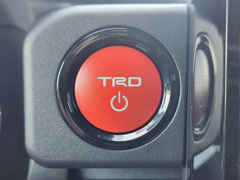 New 2026 Toyota 4Runner TRD Off-Road Premium AWD/4WD image 20