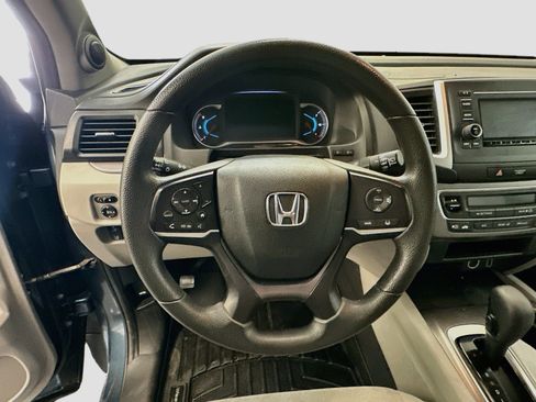 Used 2019 Honda Pilot LX image 18