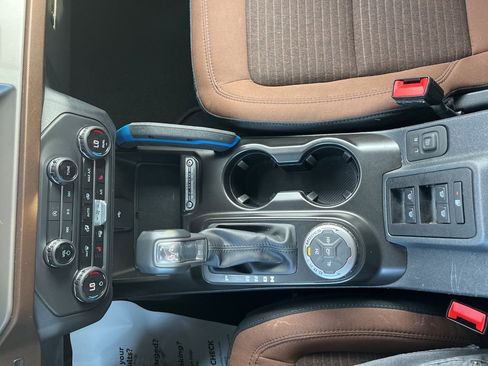 Used 2023 Ford Bronco Outer Banks image 22