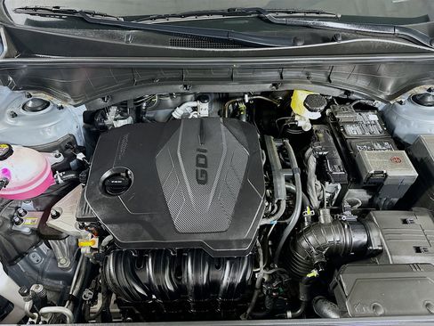 Used 2025 Kia Sorento LX image 32