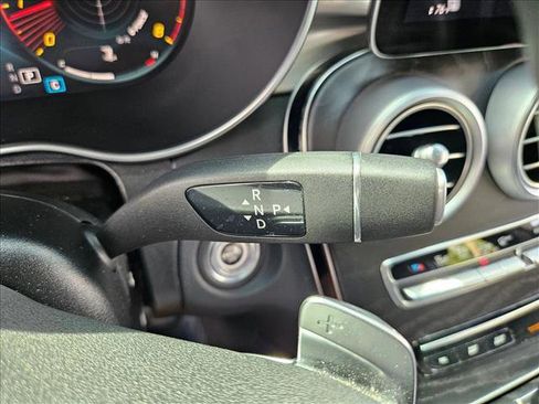 Used 2022 Mercedes-Benz GLC 300 image 12