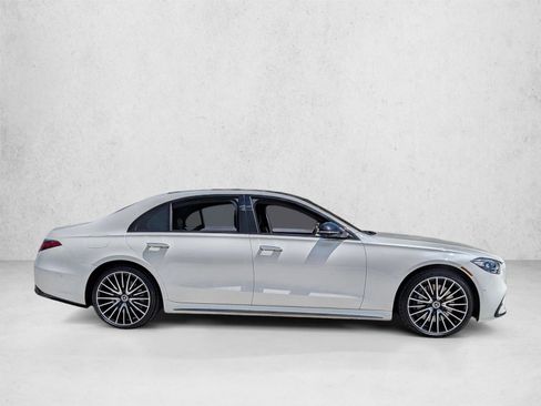 Certified 2023 Mercedes-Benz S 500 4MATIC w/ AMG Line image 4