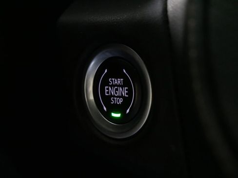 Used 2023 GMC Yukon SLT AWD/4WD image 25