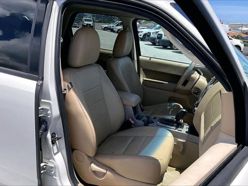 Used 2011 Ford Escape XLT w/ 203A Rapid Spec Order Code AWD/4WD image 13
