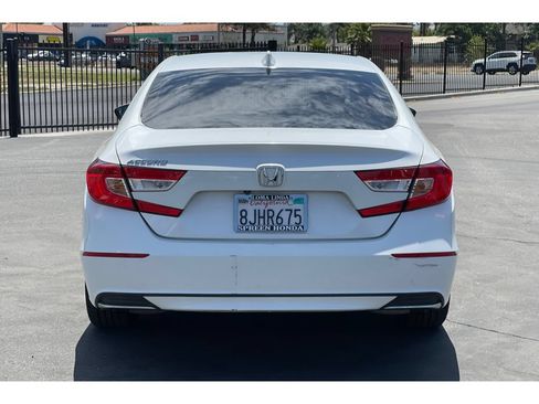 Used 2019 Honda Accord LX image 4