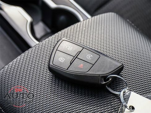 Used 2025 Chevrolet Equinox LT image 27