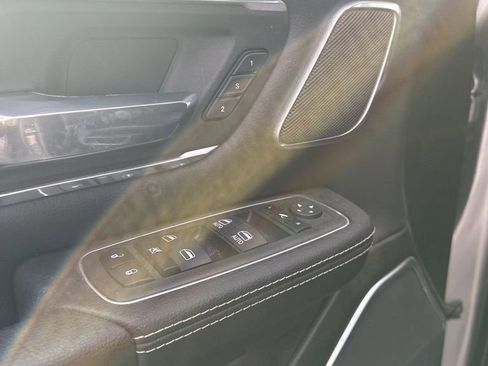 Used 2023 RAM 1500 Laramie image 10