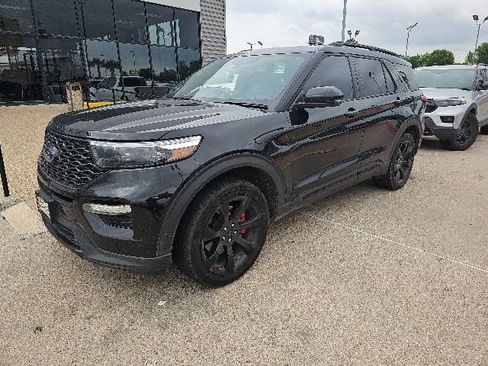 Used 2023 Ford Explorer ST w/ Equipment Group 401A AWD/4WD image 3