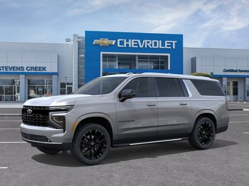 New 2026 Chevrolet Suburban Premier AWD/4WD image 6