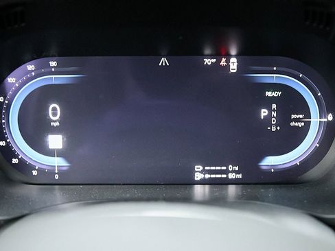 Certified 2023 Volvo XC60 T8 Plus image 26