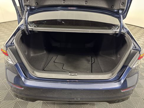 Certified 2025 Honda Accord Touring image 22