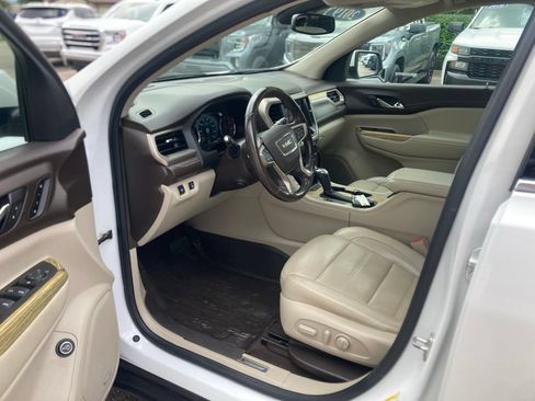 Certified 2019 GMC Acadia Denali w/ GMC Pro Grade Package AWD/4WD image 28