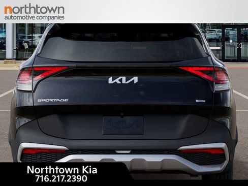 New 2025 Kia Sportage LX AWD/4WD image 14