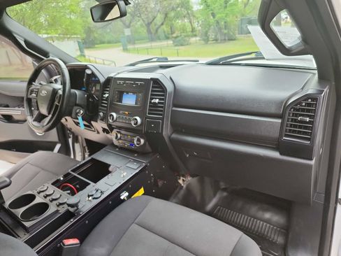 Used 2018 Ford Expedition XL image 34