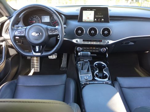 Used 2021 Kia Stinger GT-Line w/ Sun & Sound Package image 16