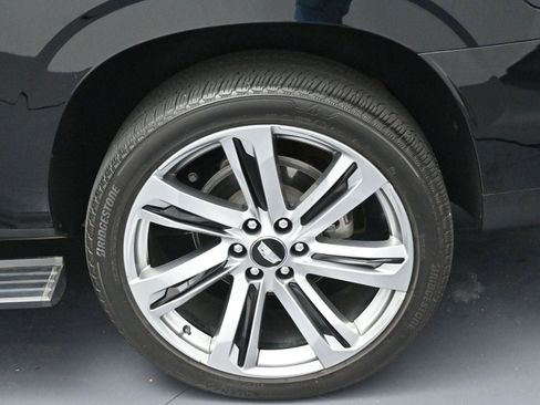 Used 2025 Cadillac Escalade ESV Sport Platinum image 47