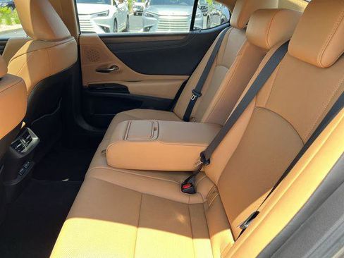 Certified 2025 Lexus ES 350 w/ Premium Package FWD image 21