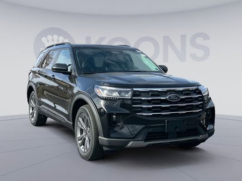 New 2026 Ford Explorer Active w/ Active Comfort Package image 10
