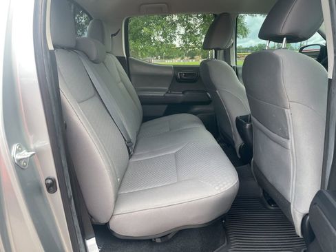 Used 2023 Toyota Tacoma SR AWD/4WD image 15