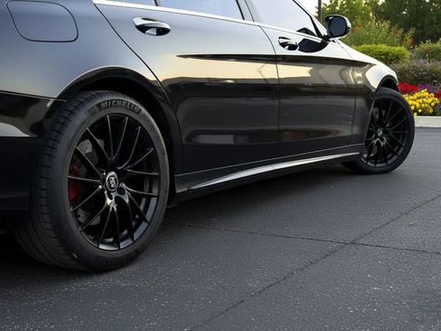 Used 2016 Mercedes-Benz S 550 Sedan w/ Sport Package w/ Sport Package image 9