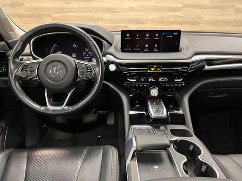 Used 2023 Acura MDX SH-AWD w/ Technology Package image 2