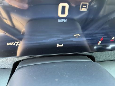 New 2026 Chevrolet Traverse LT w/ Midnight/Sport Edition image 16