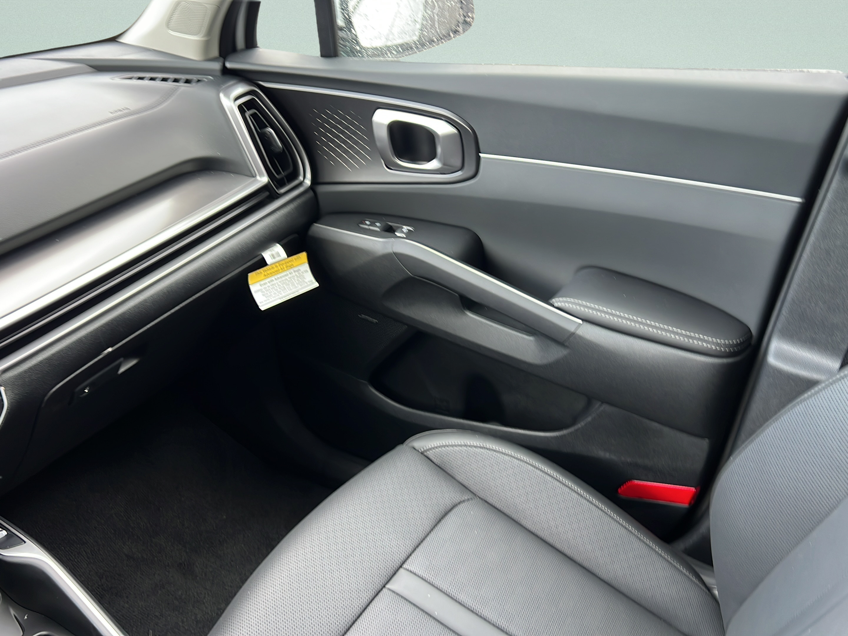 New 2026 Kia Sorento EX w/ EX Premium Package FWD image 13