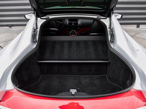 Used 2023 Aston Martin V12 Vantage image 23