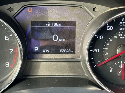 Used 2021 Kia Sedona EX image 26