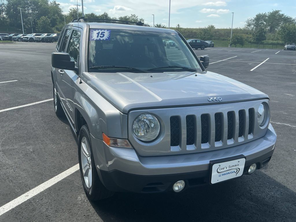 Used 2015 Jeep Patriot Latitude w/ Sun/Sound Group AWD/4WD image 11