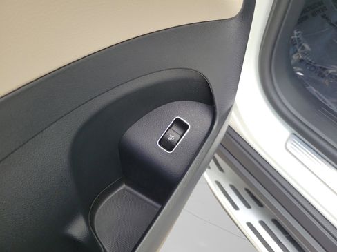 New 2026 Mercedes-Benz GLS 450 4MATIC image 31