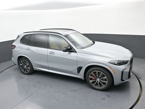 New 2026 BMW X5 M60i w/ Climate Comfort Package AWD/4WD image 29