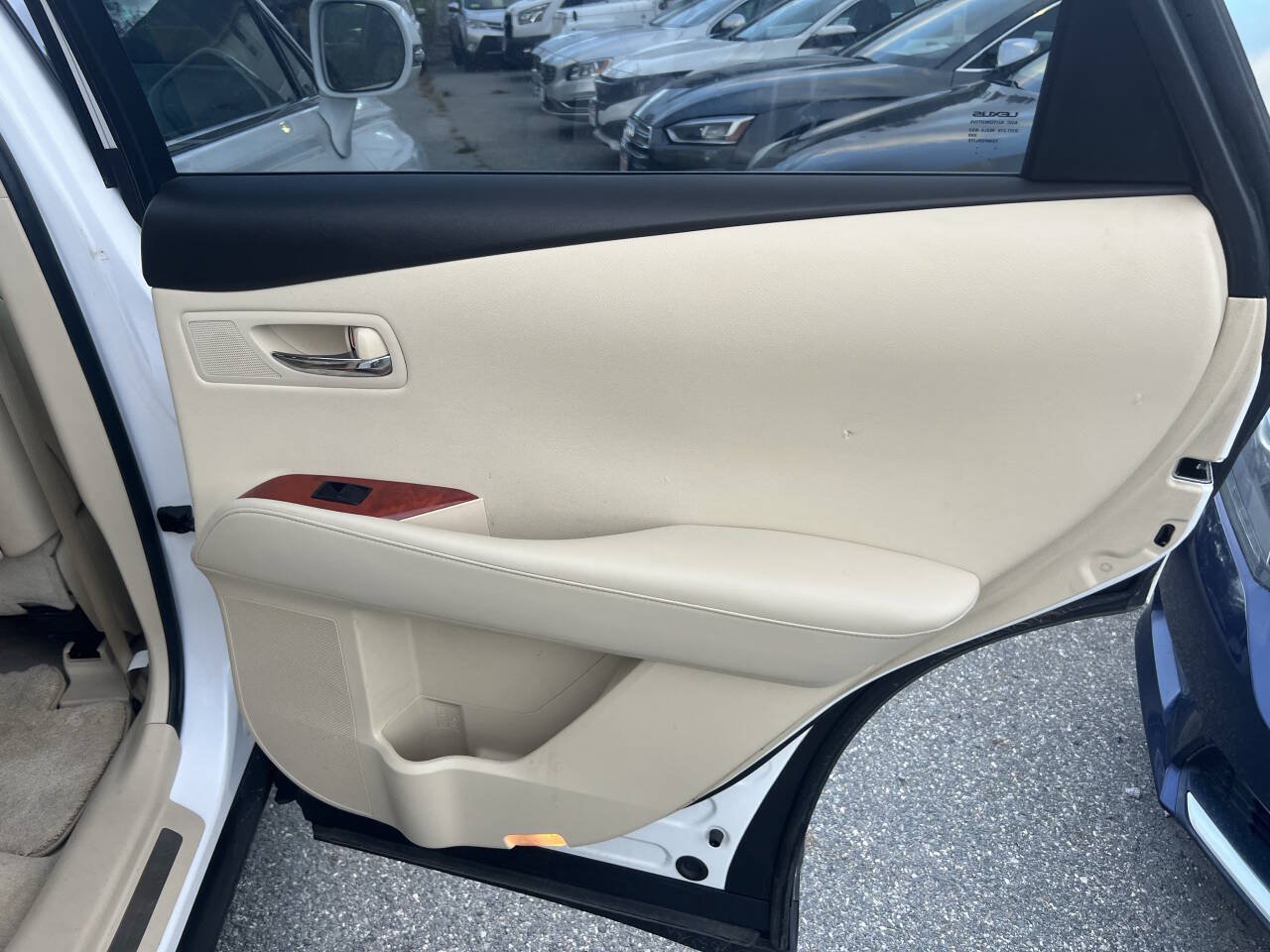 Used 2011 Lexus RX 350 AWD w/ Premium Pkg image 14