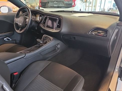 Used 2021 Dodge Challenger R/T Scat Pack w/ Driver Convenience Group RWD image 12