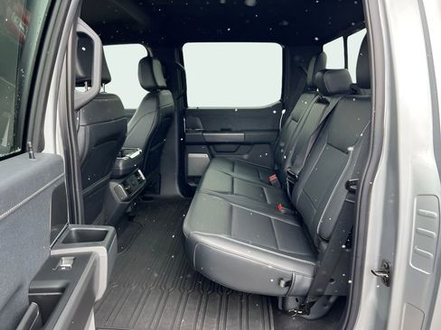 Used 2025 Ford F150 Lariat w/ Equipment Group 501A Mid image 14