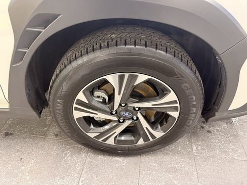 Used 2024 Subaru Crosstrek 2.0i Premium image 38