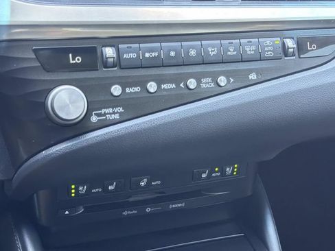 Used 2021 Lexus ES 250 w/ Premium Package AWD/4WD image 32