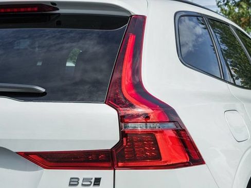 Used 2026 Volvo XC60 B5 Ultra w/ Protection Package Premier AWD/4WD image 6