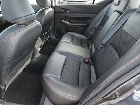 Used 2023 Nissan Altima 2.5 SR image 29