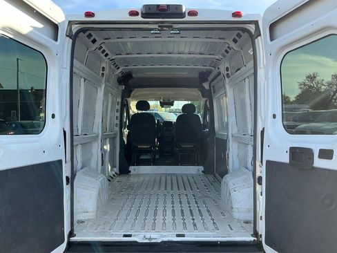 Used 2023 RAM ProMaster 2500 FWD image 17