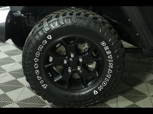Used 2022 Jeep Wrangler Unlimited Sport AWD/4WD image 7